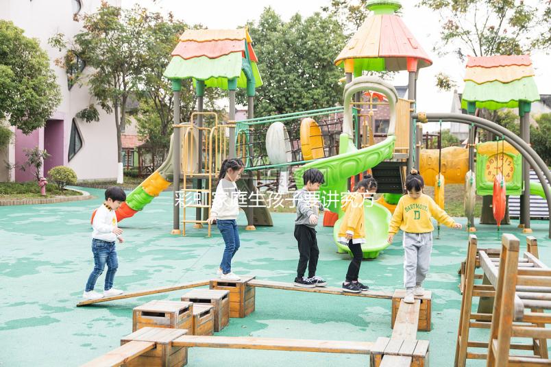 彩虹家庭生孩子要講究方法，不同基因組合將影響寶寶膚色